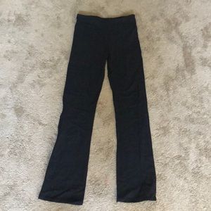 American Eagle Yoga pants.